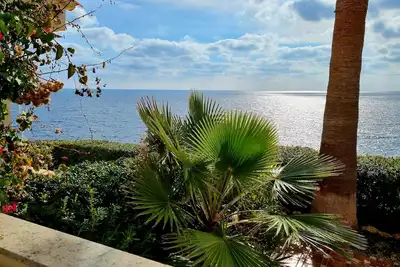 Image de A little paradise, right by the sea