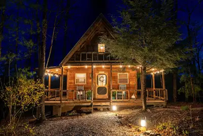 Image de Luxe Ky Cabin Retreat- Wraparound Porch for Escape in Nature's Serenity-Dbnf/Rrg
