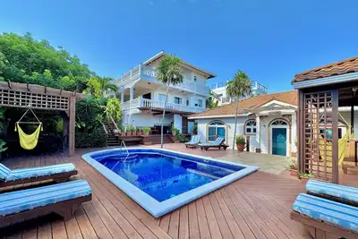 Image de Villa Descanso @Lighthouse, West Bay