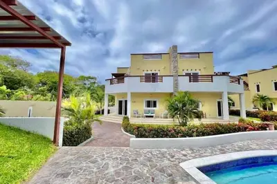 Image de Turtle Villa @Las Palmas Beach, Dixon Cove