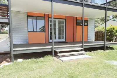 Image de Private self contained 2 bedroom apartment