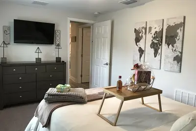 Image de Get Away near Buccaneers Stadium (Raymond James Stadium)