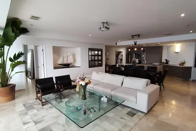 Image de 9th floor, 4 bedroom. Cielo Apartment - An ocean front dream.