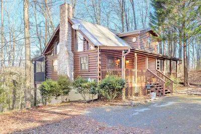 Image de Hot Tub - Jacuzzi - Great Location - Slps 6 - Wifi