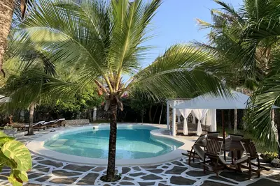 Image de Beautiful and Cozy Villa two minutes walk to the beach.