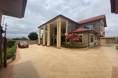 Image de Beautiful 2-Bed Apartment in Kumasi