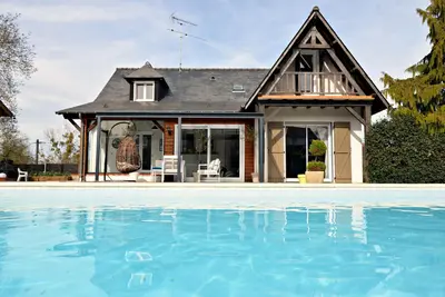 Image de Maison de vacances 6 chambres avec une piscine - La Belle Rochette