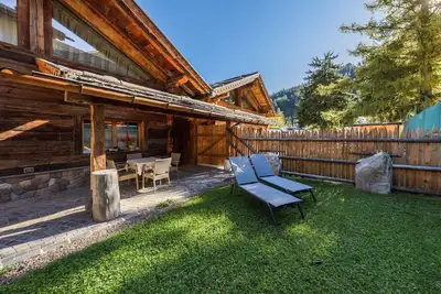 Image de Chalet \"Catinaccio Rosengarten 56\" avec vue sur les montagnes, jardin et Wi-Fi