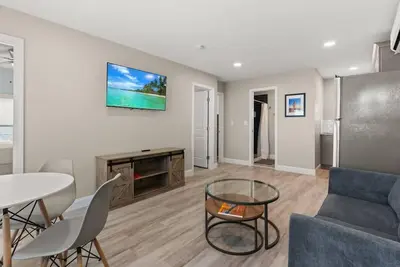 Fully Renovated | Steps to Beach | N St. Waves