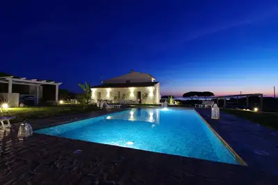 Bellimpiazza, private sea view villa with pool