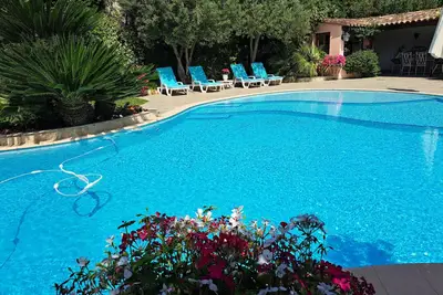 Image de grand studio, avec mezzanine  et 2couchages