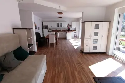 Image de 85sqm 2-room apartment \"Pauluste\" with quiet garden/ terrace and close to the city center