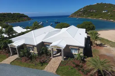 Image de Beachfront-Jacuzzi, Kayaks, SUPs, Snorkel Gr, No Stairs, Close to Town-Generator