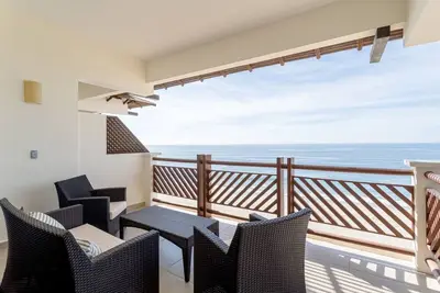 Image de Ocean Front 2 Bedroom Residence