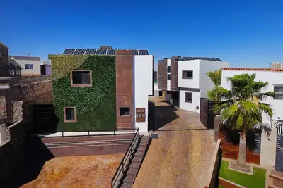 Image de Amplio departamento, con la mejor ubicaciĂłn en la ciudad