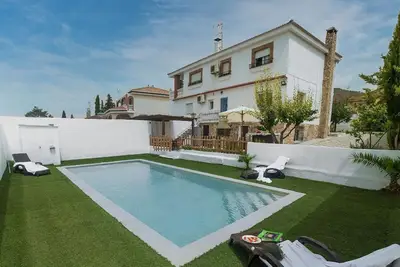 Image de Maison de vacances Padul pour 1 - 13 personnes avec 6 chambres à coucher - Maison de vacances