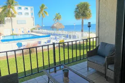 Scenic Oceanview Haven / Pool & Beach Access #7
