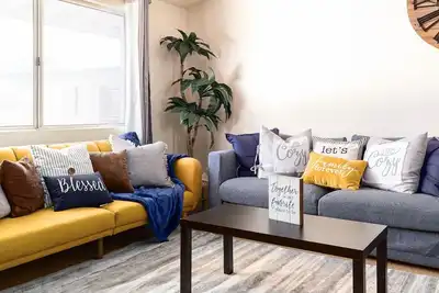 Image de Cozy 2 bedroom Apt in Tucson | Laundry