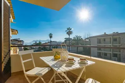 Image de La Llimona - Cozy apartment a few meters from the beach of Port de Pollença. Free Wifi.