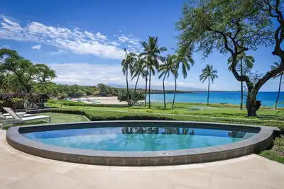Image de Luxurious Beachfront Condo with Sleeping for 9 in Mauna Kea Resort