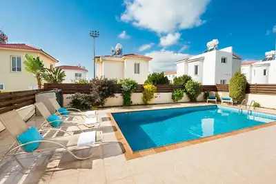 Image de Nissi Beach holiday villa - rentprivatevillas 003
