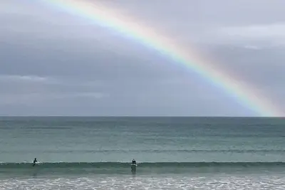 Image de Beautiful refurbished shack - 5 min stroll to beach!