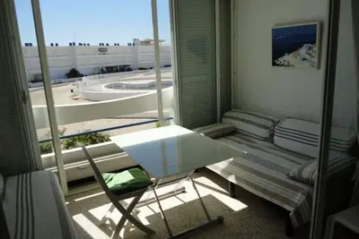 Image de Appartement 2 pièces avec piscine et parking, en bord de plage