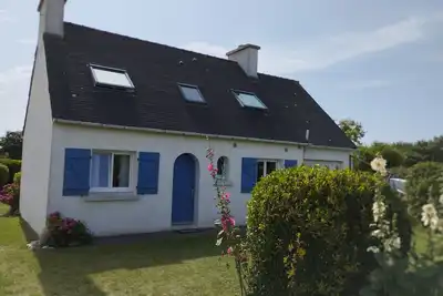 Image de à 5 minutes de la plage, maison néo bretonne avec grand jardin clos.