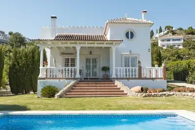 Image de Special villa for relaxation and reading. Oh and with barbecue and pool