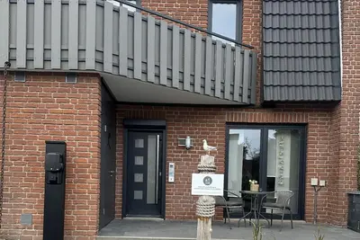 Image de Kleine Möwe - \"Kleine Möwe\" - a beach chair on the fine sandy beach of Dahm is