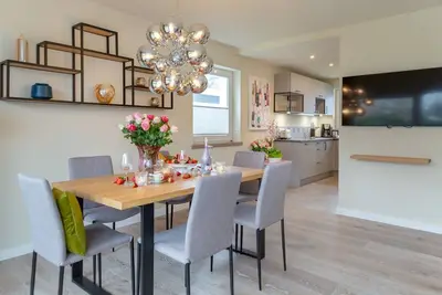 Image de Family Hüs - space for 4 people who value peace, comfort and privacy.