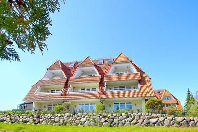 Image de Apartment near the harbor with balcony and sea view - Hafenhäuser Breege FeWo 14 -
