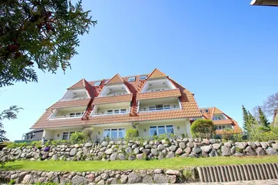 Image de Maisonette apartment near the harbor with sea view, balcony - Hafenhäuser Breege FeWo 06