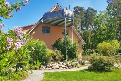 Image de Modern apartment no. 2 with terrace, sauna in the house, garden - Ferienwohnungen am Wald
