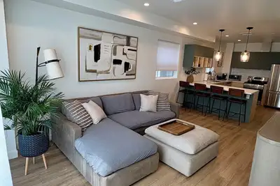 Image de Close to Universal Studios Family friendly Townhouse!