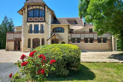 Image de Manoir de caractère au cœur du Haras pour 18 personnes