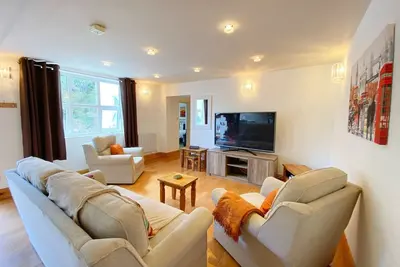 Image de Lower Stables Apartment at Meadfoot Bay. Ground floor Sleeps 4 guests in 2 bedrooms