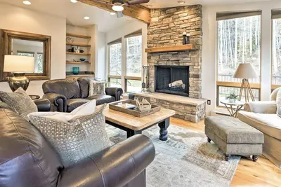 Image de Luxury End Unit Townhome - Easy Access to Slopes - Views/Huge Deck