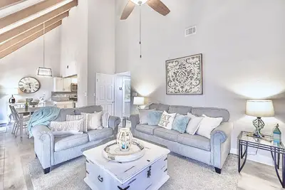 Image de Private Beach ☀️ Seascape Resort | Heated Pool | 6 Pools | Tennis | Gated ☀️ On Golf Course