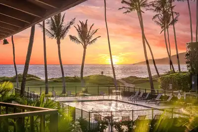 Image de Oceanfront Unit in a Gorgeous Tropical Complex with Beachfront Pool