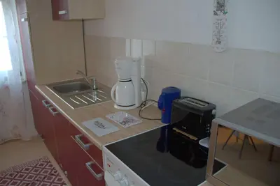 Vacation apartment for 4 guests with 2 bedrooms in Lochwitz