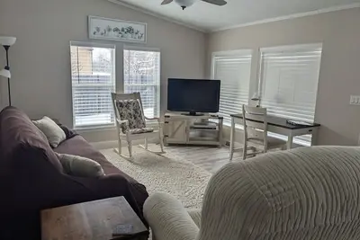 Image de Cheerful 2 bedroom 2 bath home in Sheridan.