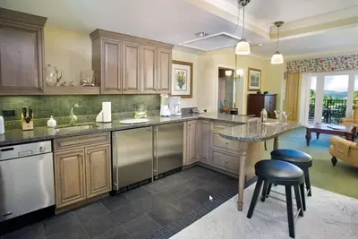 Image de Luxurious 2 bedroom, 2 bath Oceanfront Condo @ the Ritz Carlton Club