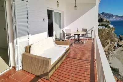 Image de Vue mer-Two-Bedroom-Appartement-Confort-Sdb privée avec douche