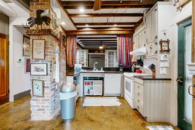 Image de Little House Nashville: Convenient, Eclectic, Cozy, with 47 5-Star Reviews