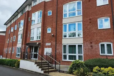 Image de 2 Bed Apt Near Hatfield Station w/ Free Parking