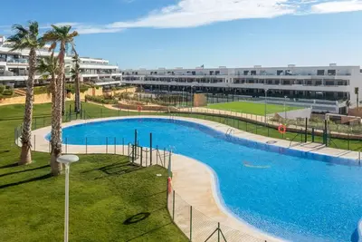 Image de Confortable appartement avec Wifi, climatisation, piscine, Tv, patio, vue panoramique et parking
