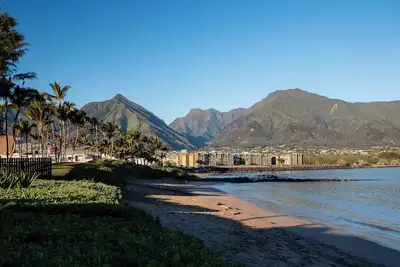 Image de 2 Family-Friendly Accommodations, Outdoor Pool, Near Maui Tropical Plantation!