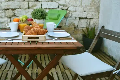 Image de ★Les Grumes ★Centre Ville★Jardin★Wifi★Netflix