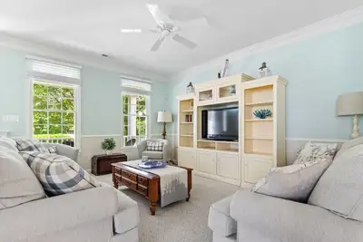 Image de 5 Bed/3. 5 Bath in Bayside near West Ocean City